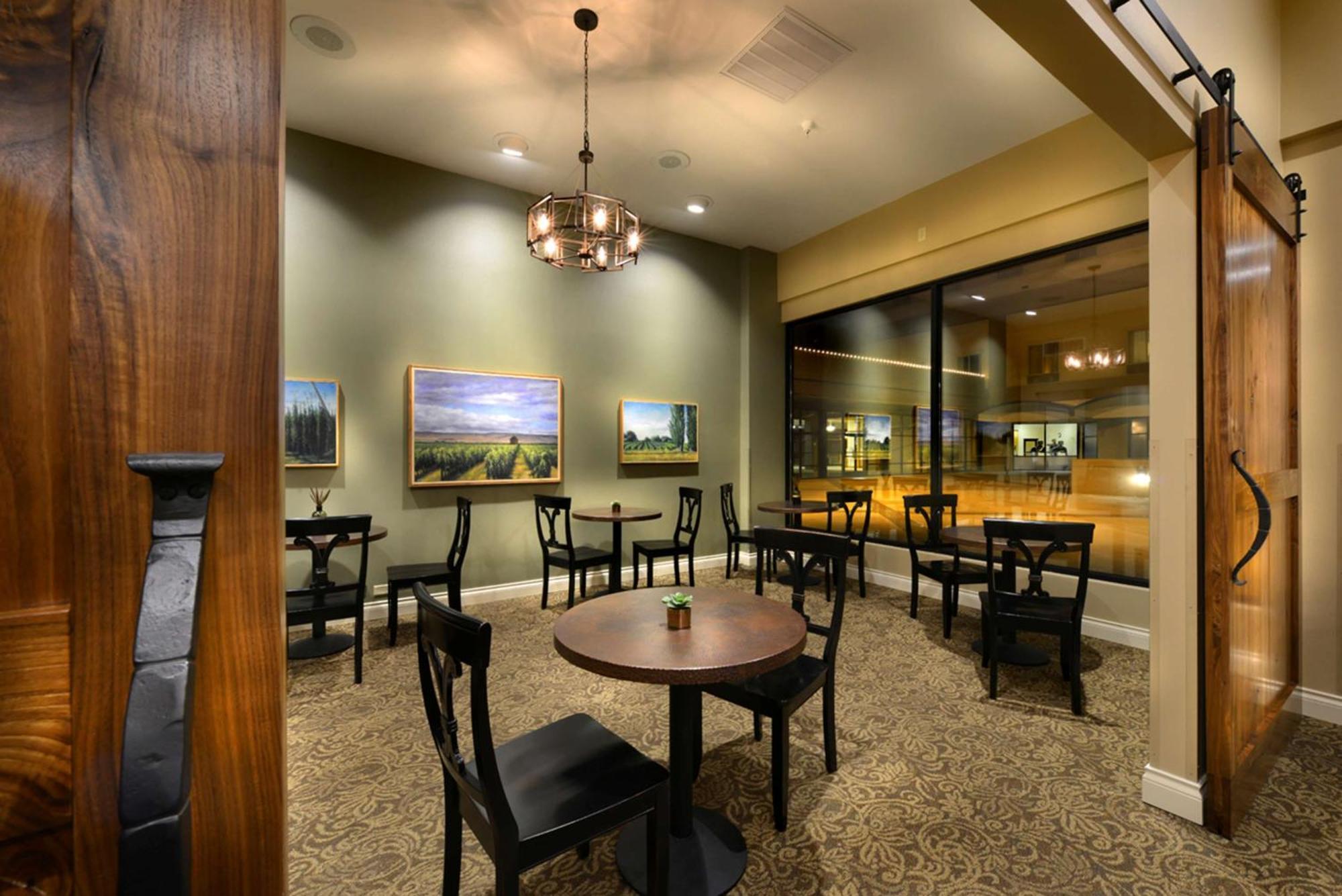Hotel Maison Yakima Tapestry Collection By Hilton Bagian luar foto